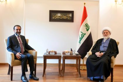 الرئيس الحلبوسي وحمودي يؤكدان على أهمية استمرار الحوارات المسؤولة ببلورة رؤية مشتركة لمستقبل العملية السياسية