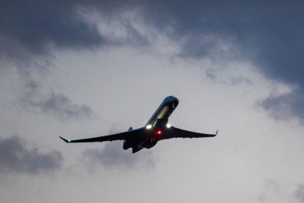 الداخلية التركية تؤكد فقدان الاتصال بطائرة رئيس اركان الجيش الليبي محمد الحداد