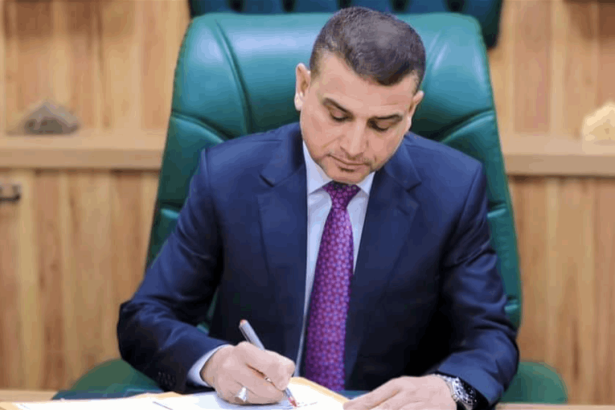 مجلس محافظة ذي قار يصوت بالموافقة على استقالة المحافظ مرتضى الإبراهيمي