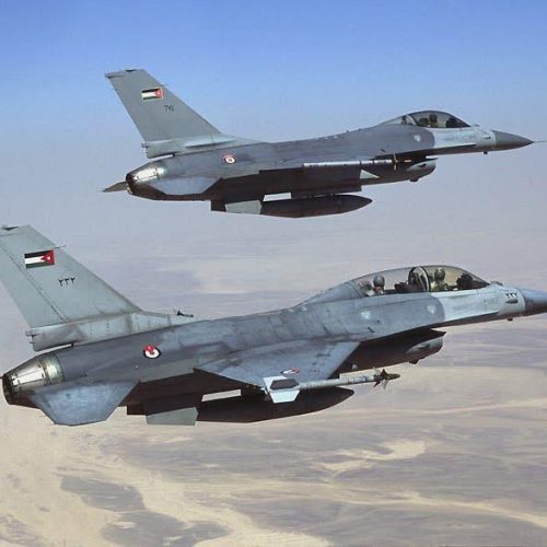 الجيش الأردني يشن غارات استهدفت شبكات تهريب ومزارع مخدرات بريف السويداء