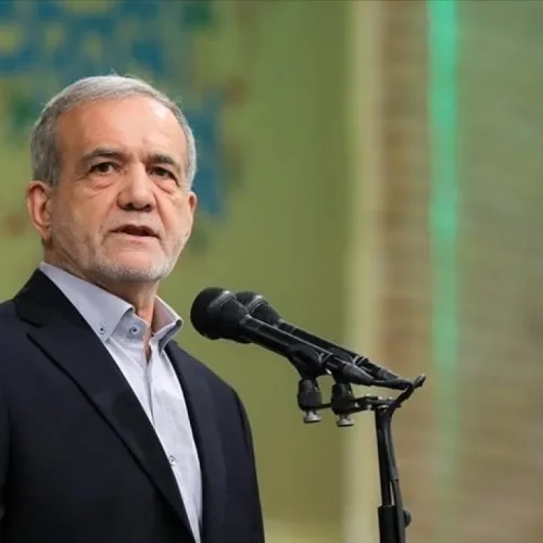 الرئيس الإيراني: نواجه حربًا شاملة مع أميركا وإسرائيل وأوروبا