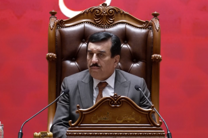 رئيس السن يترأس جلسة مجلس النواب الأولى في الدورة السادسة