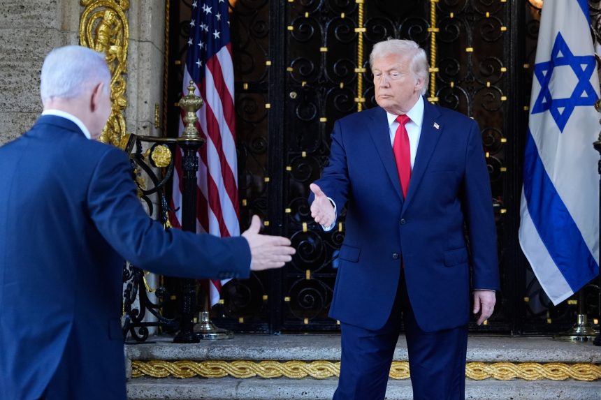 ترامب: اذا حاولت إيران إعادة بناء قدراتها النووية فسنقضي على ذلك