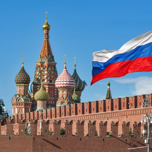 روسيا تحث على ضبط النفس بعد تهديد ترامب بضرب إيران