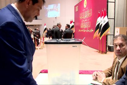 بدء عملية الاقتراع لانتخاب النائب الثاني لرئيس مجلس النواب