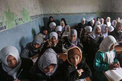 ميسان تقرر بدء دوام المدارس في الـ9 صباحًا غدًا الاربعاء بسبب انخفاض درجات الحرارة