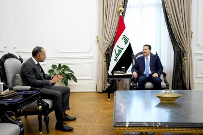 السوداني والسفير البريطاني يؤكدان أهمية العمل على دعم الاستقرار في المنطقة ومنع أي تصعيد