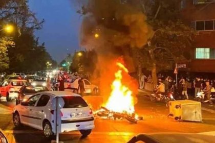 اعلام إيراني: مقتل شخصين إثر احتجاجات وأعمال شغب بمدينة لردغان جنوب غربي البلاد