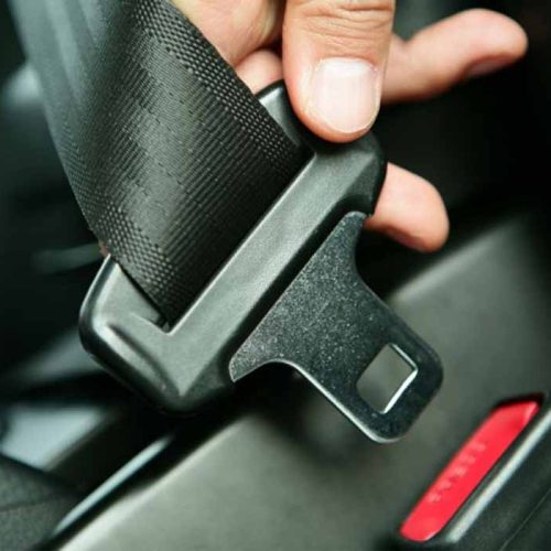 المرور تنفي عدم رصد مخالفة حزام الأمان بالكاميرات