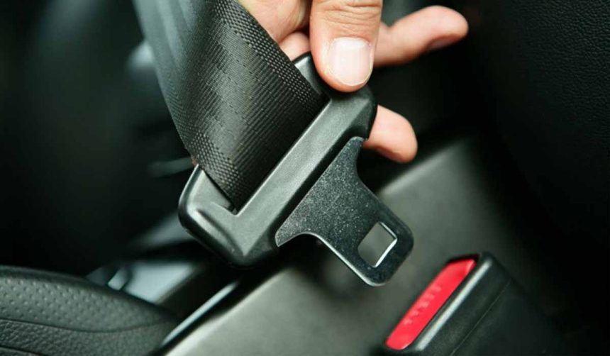 المرور تنفي عدم رصد مخالفة حزام الأمان بالكاميرات