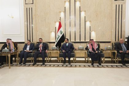 رئيس حزب تقدم الرئيس محمد الحلبوسي ورئيس مجلس النواب الشيخ هيبت الحلبوسي يحضران تجمعاً عشائرياً واجتماعياً في الأنبار