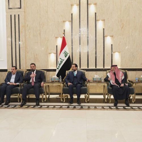 رئيس حزب تقدم الرئيس محمد الحلبوسي ورئيس مجلس النواب الشيخ هيبت الحلبوسي يحضران تجمعاً عشائرياً واجتماعياً في الأنبار