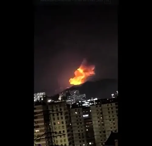 وسائل إعلام فنزويلية: منزل وزير الدفاع الفنزويلي تعرض للقصف ولا معلومات عن مصيره