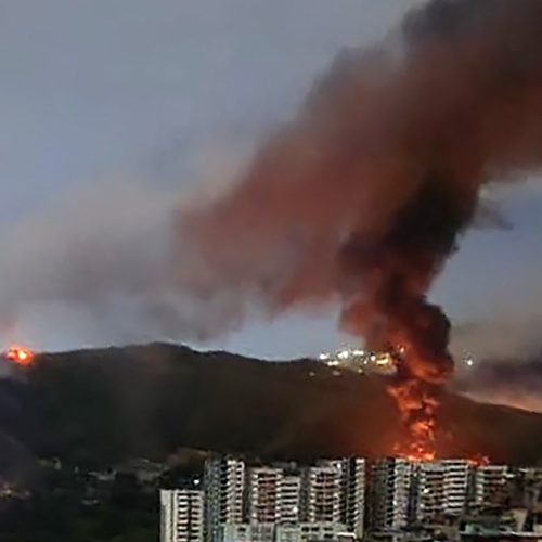 فنزويلا.. أرض النفط والثروات الطبيعية تواجه "مصيراً مجهولاً"