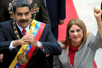 من هي "سيليا فلوريس" زوجة الرئيس الفنزويلي والتي اعتقلت معه اليوم؟