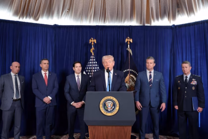 ترامب: "مادورو" وزوجته الآن على متن سفينة أمريكية متجهة إلى نيويورك