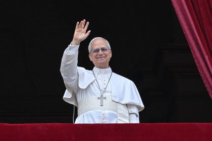 بابا الفاتيكان: أتابع الوضع في فنزويلا بقلق كبير