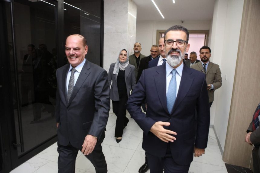 نقيب الصحفيين يلتقي محافظ كركوك ورئيس مجلس المحافظة ويؤكد مضي النقابة بمتابعة حقوق الأسرة الصحفية