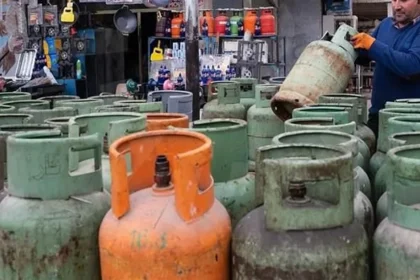 وزارة النفط تقر بأزمة الغاز: خلل فني أصاب الأنبوب الناقل من البصرة إلى بغداد