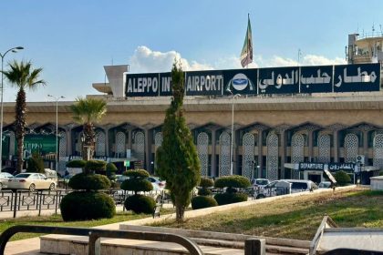تمديد تعليق الرحلات الجوية في مطار حلب على خلفية التصعيد بالمدينة