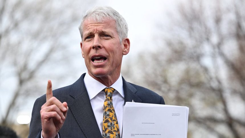 وزير الطاقة الأمريكي: جميع دول العالم ترغب في كسب ود وصداقة واشنطن