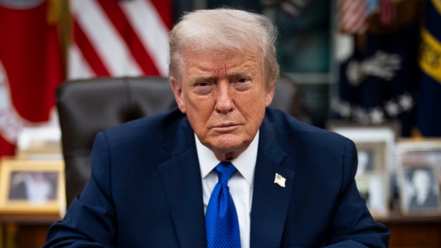 ترامب: سنوجه ضربة قوية جدًا لإيران إذا حاولت قمع التظاهرات المناهضة للحكومة