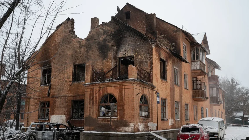 قطر تعلن تعرض مبنى سفارتها بكييف إلى أضرار بقصف روسي