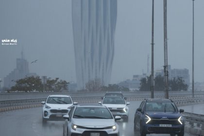 تزامناً مع موجة الأمطار.. المرور للسائقين: خففوا السرعة وتجنبوا التجاوزات الخاطئة