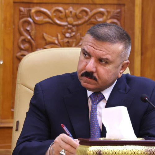 وزير الداخلية يلغي عقوبة "التوبيخ" بحق ضباط تجاوزوا سلسلة المراجع وقدموا طلبات ترقية للسوداني