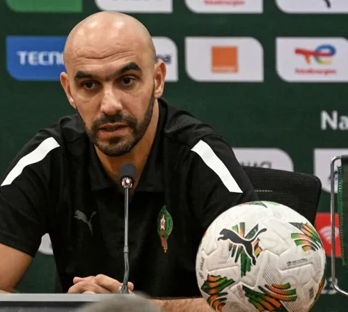 الركراكي: لدينا 40 مليون مدرِّب.. ومواجهة الجزائر "ستكون تاريخية"