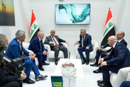 الكهرباء تعلن توقيع اتفاقيات مع شركات عالية لانشاء محطات بطاقة 48 الف ميغاواط