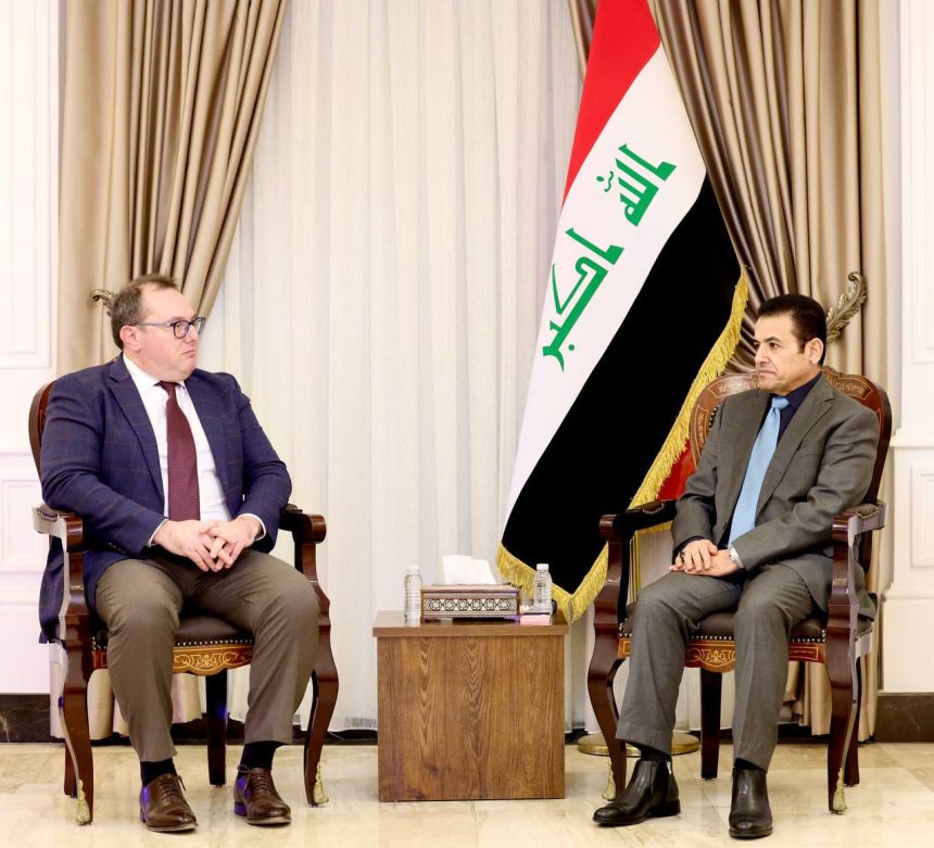 الاعرجي للقائم بالاعمال الامريكي: الحكومة تبذل جهودًا لتجنيب العراق آثار الصراع في المنطقة