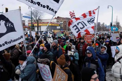 مطالبة أممية بتحقيق مستقل في مقتل امرأة بنيران إدارة الهجرة الأمريكية