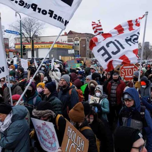 مطالبة أممية بتحقيق مستقل في مقتل امرأة بنيران إدارة الهجرة الأمريكية