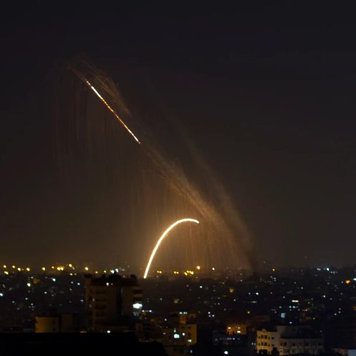 "رويترز" عن مسؤولين أوروبيين: احتمالية شن أميركا هجومًا على إيران خلال الـ24 ساعة القادمة