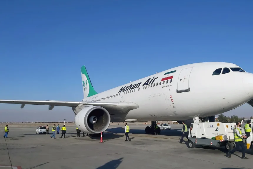 هيئة الطيران المدني الإيراني: الأجواء مفتوحة والخدمات متواصلة