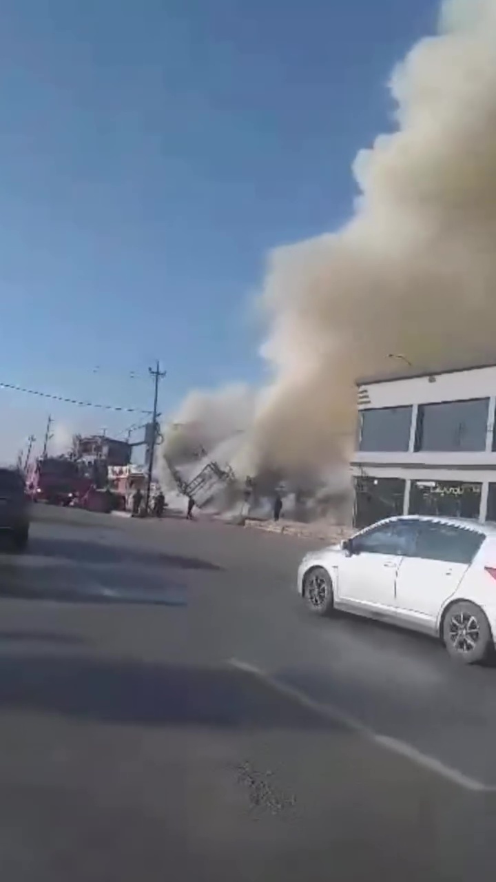 حريق يلتهم مخزناً للبضائع في أربيل