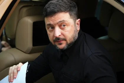 انهيار أوكراني في زابوريجيا.. زيلينسكي يحذر: روسيا تجهز لموجة جديدة من "الهجمات الضخمة" 