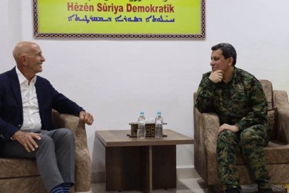 المبعوث الأمريكي وقائد "قسد" يصلان إلى أربيل لمناقشة خفض التصعيد في حلب