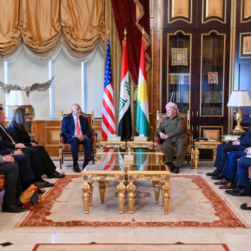 مسعود بارزاني يؤكد لـ"باراك" أهمية ضمان حقوق الشعب الكردي في مستقبل سوريا