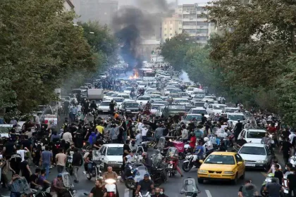 بينهم 500 رجل أمن.. مسؤول إيراني يؤكد مقتل 5 آلاف شخص في الاحتجاجات