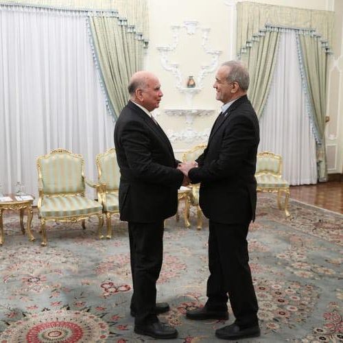 وزير الخارجية للرئيس الإيراني: أمن المنطقة مترابط ولا يمكن تجزئته