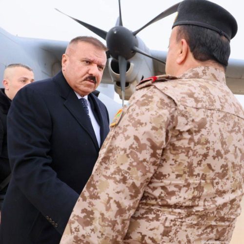 وزير الداخلية عبد الأمير الشمري يصل محافظة نينوى