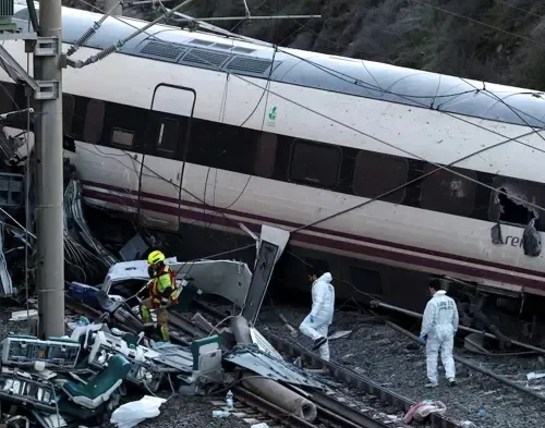 العراق يعزي إسبانيا بضحايا حادثة اصطدام قطارين جنوبي البلاد