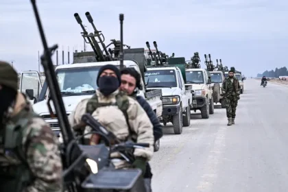 الجيش السوري يعلن فرض حظر تجوال كامل في مدينة الشدادي وما حولها