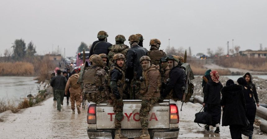 ‏الخارجية السورية: ملتزمون بضمان نجاح العملية الأميركية لنقل سجناء "داعش" الى العراق