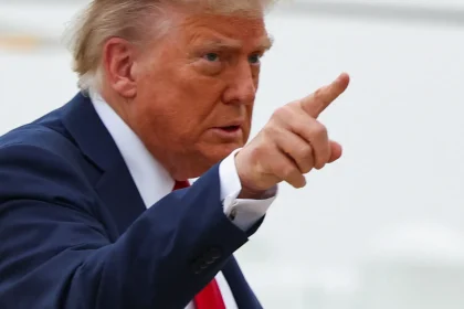 مجددًا.. ترامب يهدد بتوجيه ضربة عسكرية الى ايران في حال امتلاكها سلاحًا نوويًا