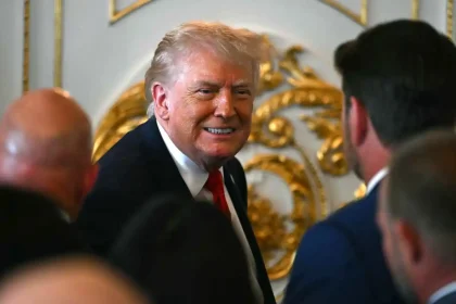 التوقيع على ميثاق إنشاء مجلس السلام بحضور ترامب وعدد من قادة الدول والمسؤولين