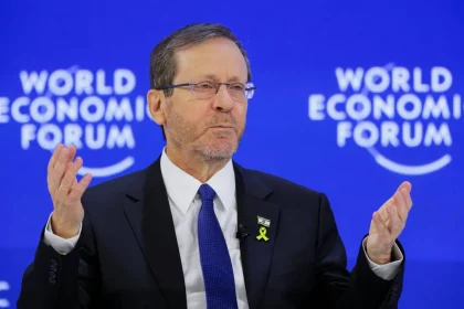 الرئيس الاسرائيلي يرفض العفو الفوري عن "نتنياهو" رغم ضغط ترامب