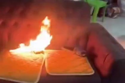 شرطة الكرخ تطيح بمتهم اقدم على اضرام النار بمنزل والدته ووثّق فعلته بمقطع فيديو